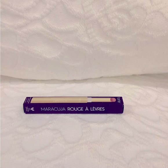 TARTE MARACUJA ROUGE A’ LEVRES NWT - Picture 6 of 8